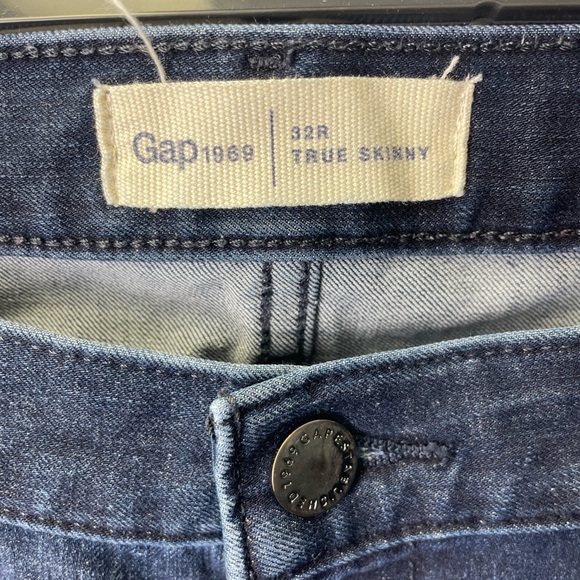 Gap Blue Jeans dark wash size 32 - Picture 4 of 9